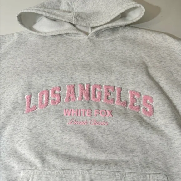 White Fox Gray and Pink Hoodie and Sweatpants Set Brand New without Tags - Picture 2 of 5